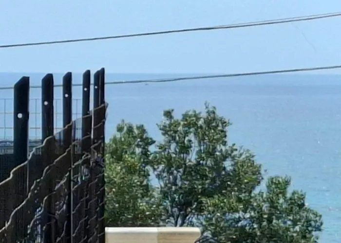 Casa Iris Con Splendida Vista Mare 펜션 토레 바도